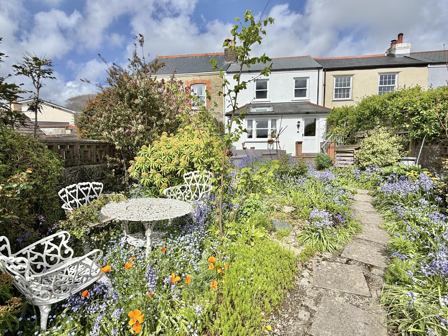 3 bed property in Pauls Terrace, Truro
